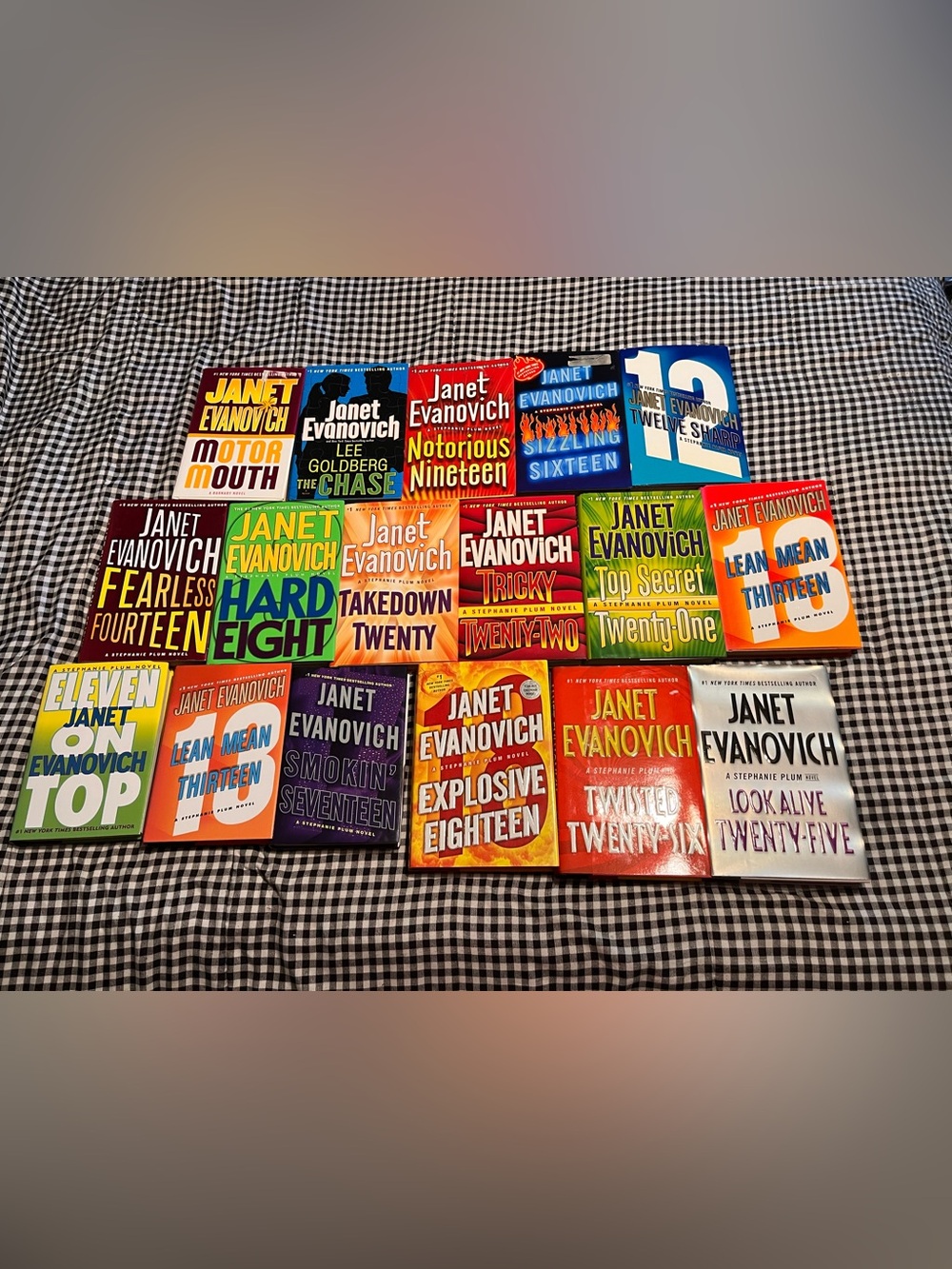 Janet Evanovich Stephanie Plum hardcover Books set of 17 books